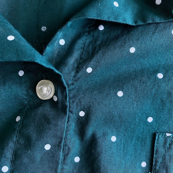 Old Navy Polka Dot Button Shirt Dark Green & White - Picture 5 of 9